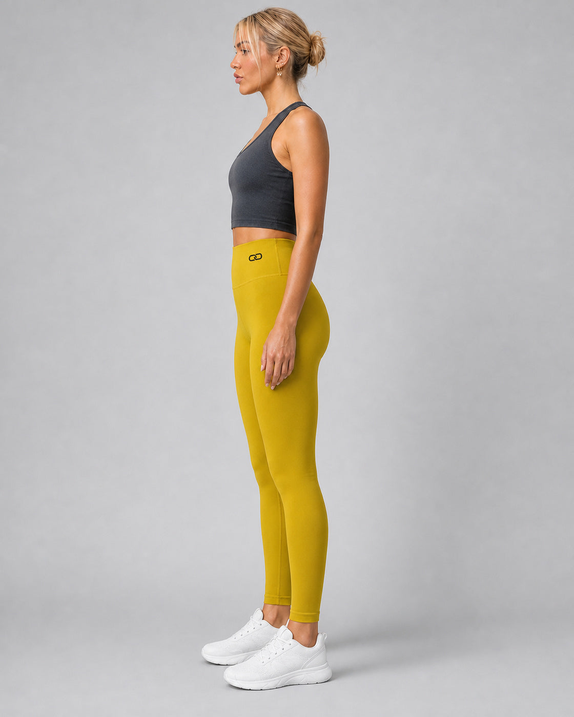 OOMEL NakedMotion Seamless High-Waist Leggings — Side