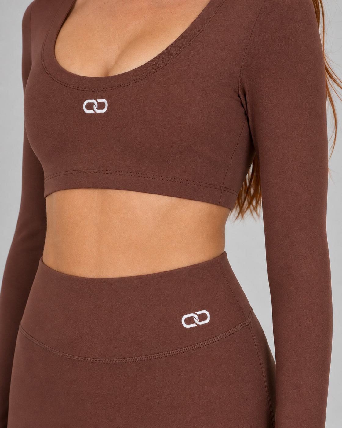 OOMEL CloudForm Long-Sleeve Wide-Leg Training Set — Close-up fabric detail