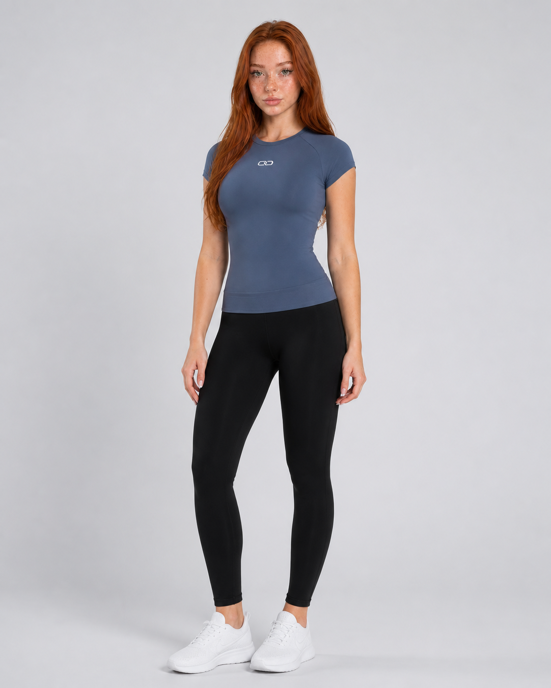 OOMEL Defy Seamless Training Top - front hero