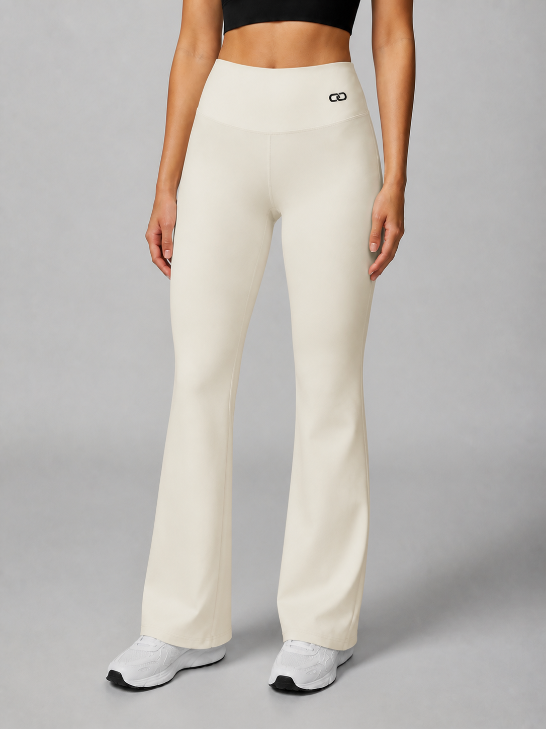 OOMEL Flexline Wide-Leg Flare Leggings - model-worn fabric detail