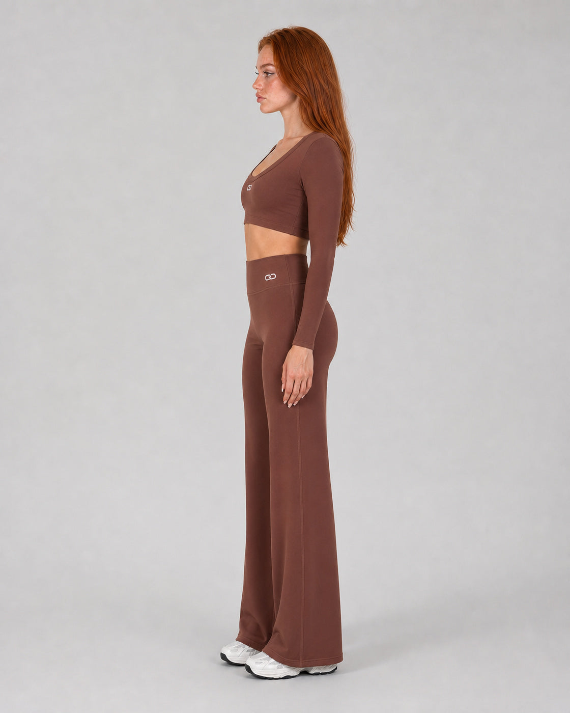 OOMEL CloudForm Long-Sleeve Wide-Leg Training Set — Side