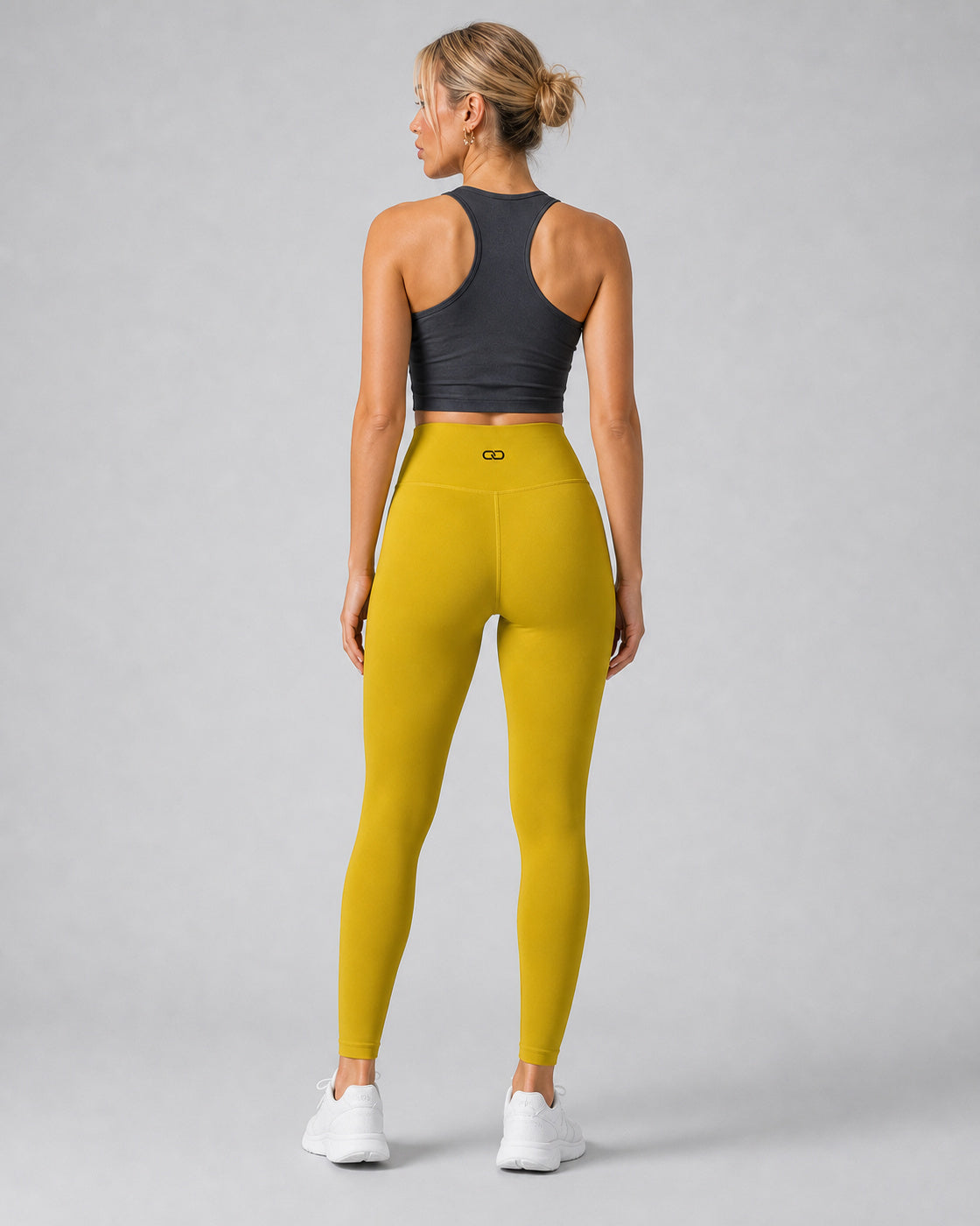 OOMEL NakedMotion Seamless High-Waist Leggings — Back