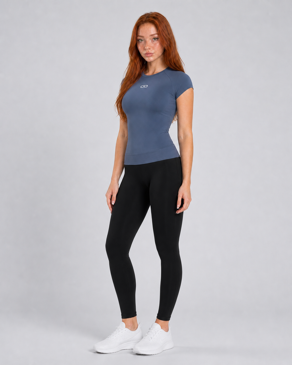 OOMEL Defy Seamless Training Top - side