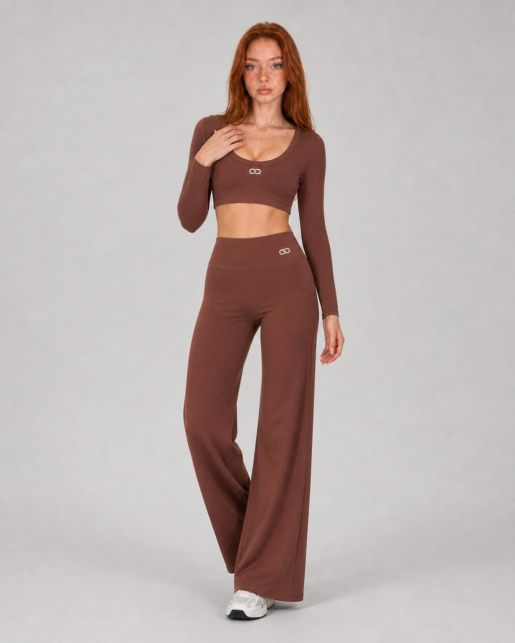 OOMEL CloudForm Long-Sleeve Wide-Leg Training Set — Full body