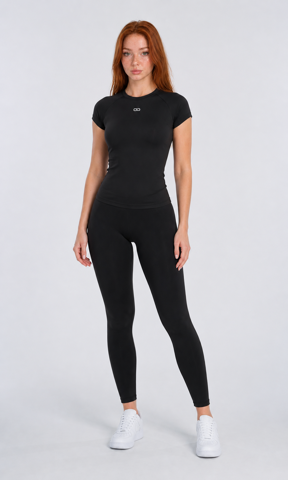 OOMEL Defy Seamless Training Top - front hero