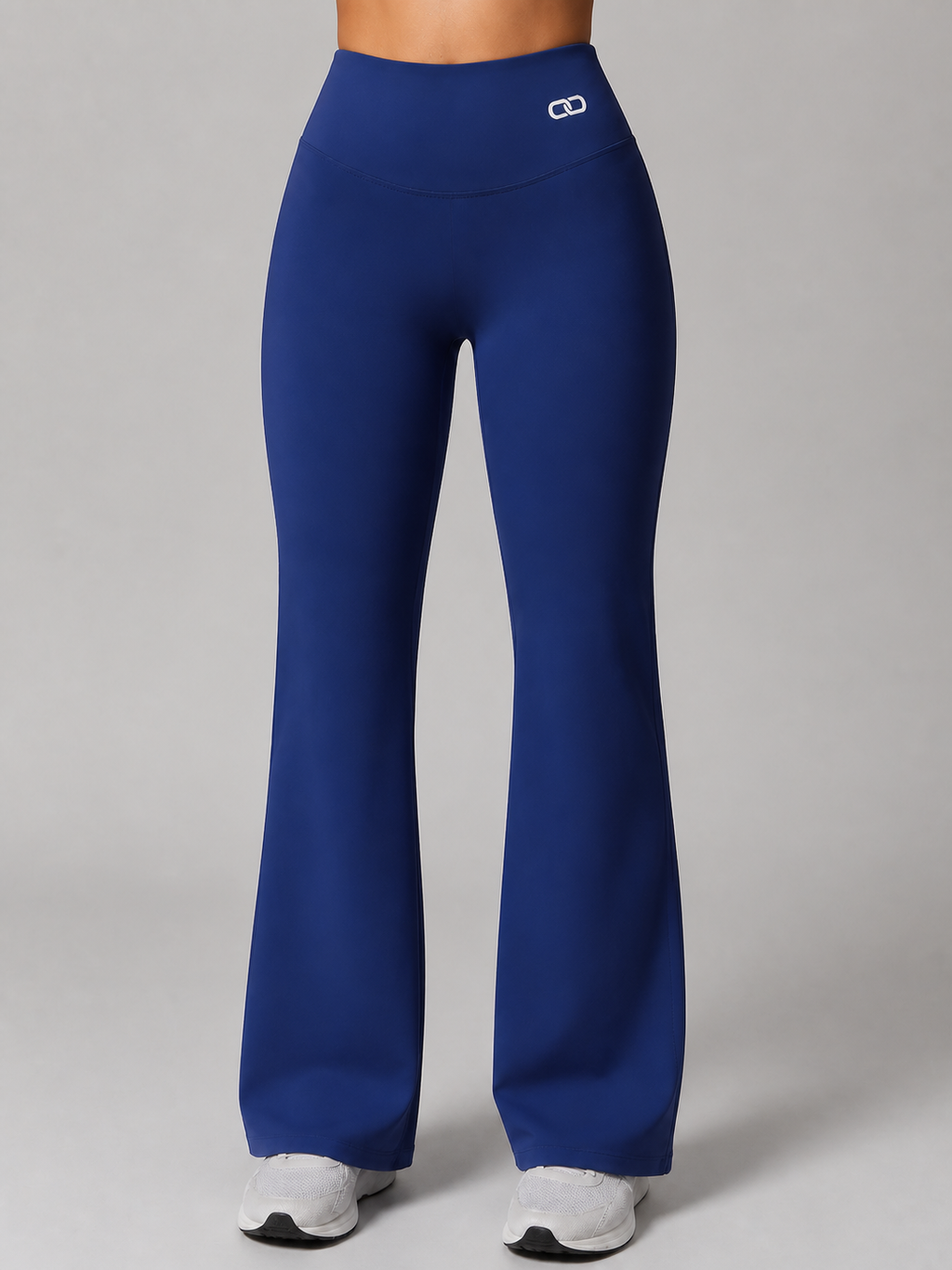 OOMEL Flexline Wide-Leg Flare Leggings - model-worn fabric detail