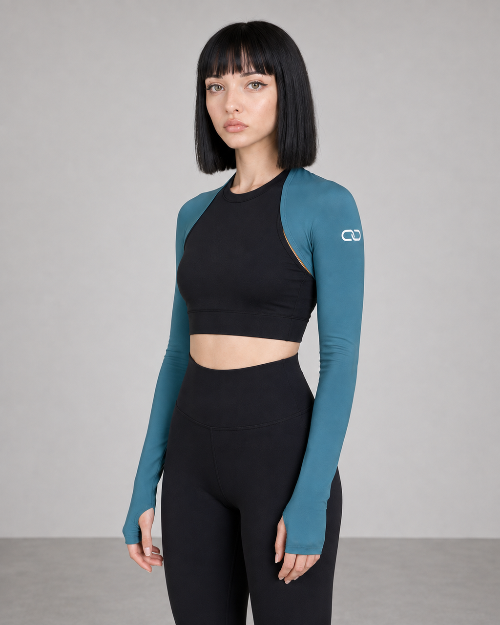 OOMEL Vision Thumbhole Performance Shrug image 4