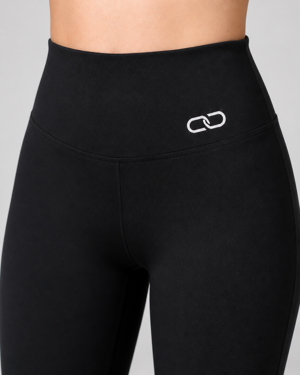 OOMEL FormEase Wide-Leg Training Pants fabric detail