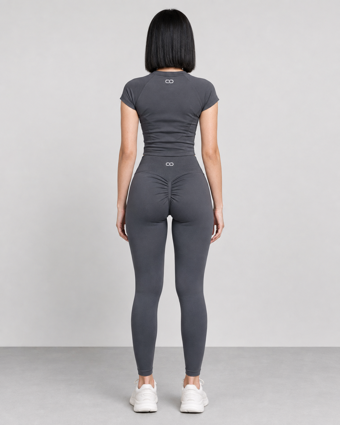 OOMEL M04 back
